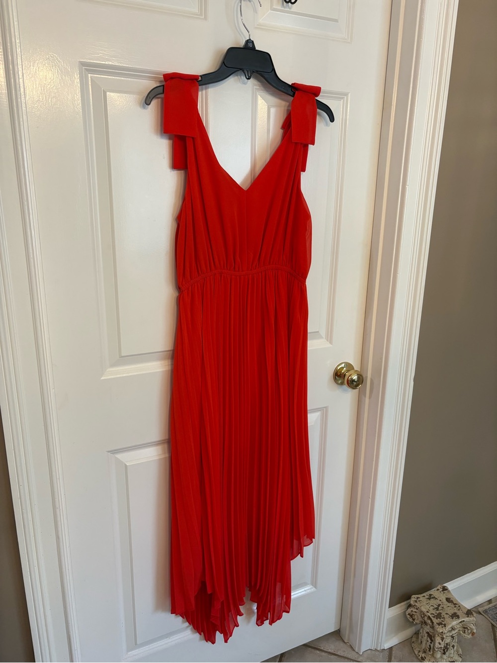 Gibson Latimer Red V-Neck High-Low Pleated Dress with Shoulder Ties